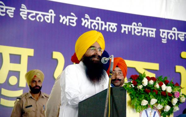 S. Gurmeet Singh Khuddian Addressing